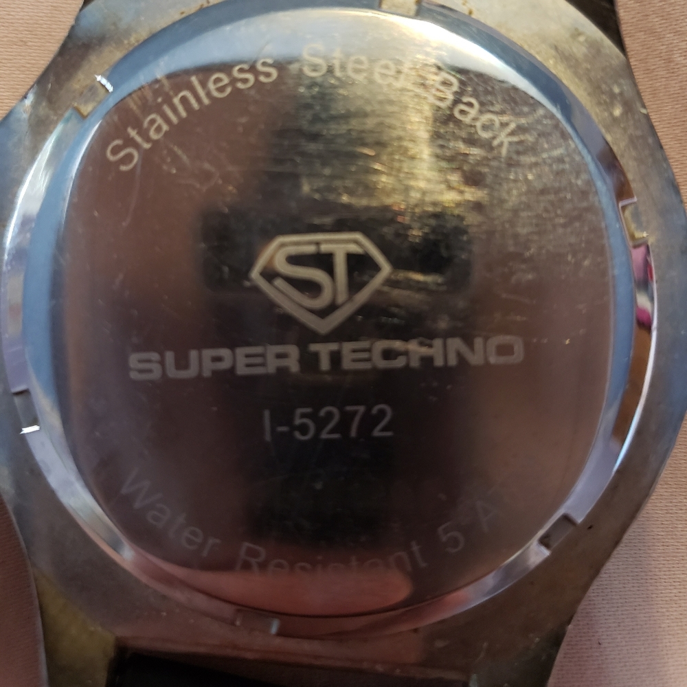 Watch - Picture 3 of 3